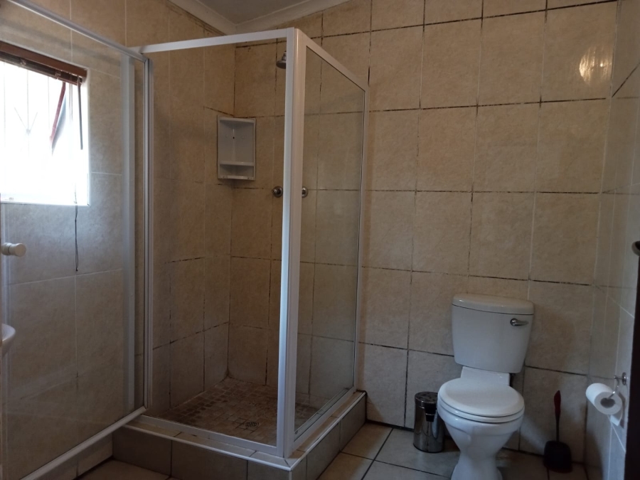 6 Bedroom Property for Sale in Fort Hill Eastern Cape